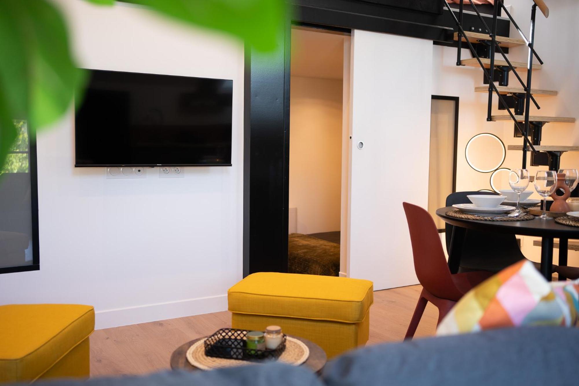 Appartements Plein Centre, A 5 Minutes Du Chateau Onzain Exterior foto